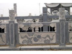 典雅庭院，藝術(shù)雕琢 異形欄板與裝飾擺件的空間美學(xué)